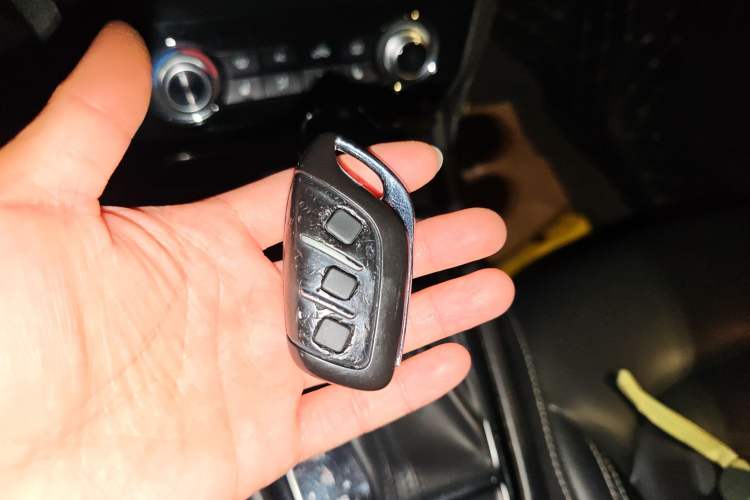 Used Roewe RX3 2018 1.6L CVT Internet Smart Edition Vehicle Key