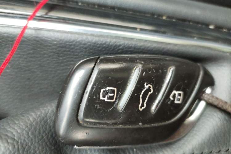 Used Roewe RX3 2018 1.6L CVT Flagship Edition Vehicle Key
