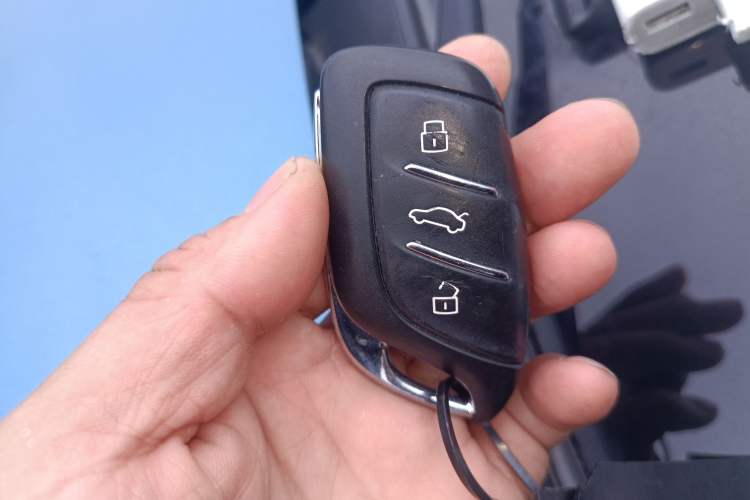 Used Roewe RX3 2018 1.6L CVT Flagship Edition Vehicle Key
