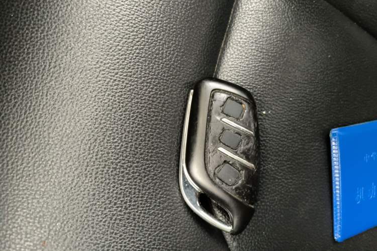 Used Roewe RX3 2018 18T Automatic Internet ZhiZun Edition Vehicle Key
