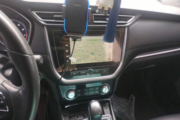 Used Roewe RX3 2018 18T Automatic Internet ZhiZun Edition Audio And AC Panel