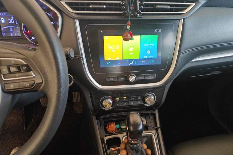Used Roewe RX3 2018 1.6L CVT Flagship Edition Audio And AC Panel