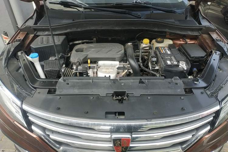 Used Roewe RX3 2018 18T Automatic Internet ZhiZun Edition Engine Bay