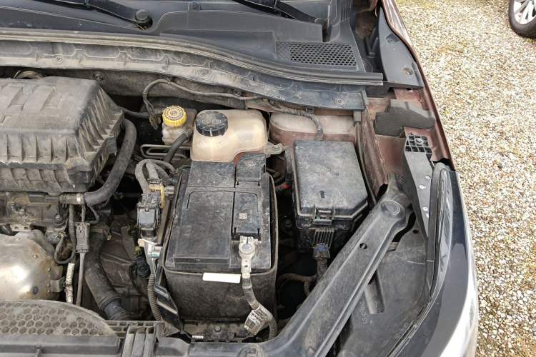 Used Roewe RX3 2018 1.6L CVT Flagship Edition Engine Bay Left