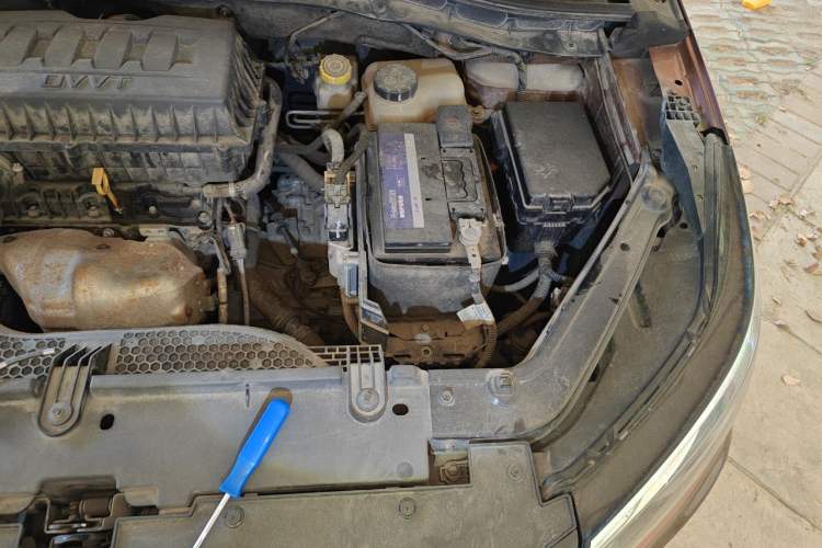 Used Roewe RX3 2018 1.6L CVT Flagship Edition Engine Bay Left