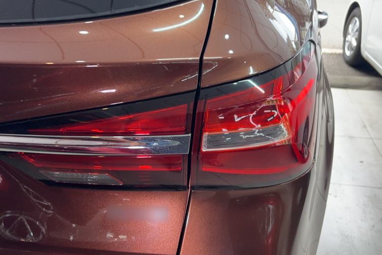 Used Roewe RX3 2018 1.6L CVT Flagship Edition Exterior 5