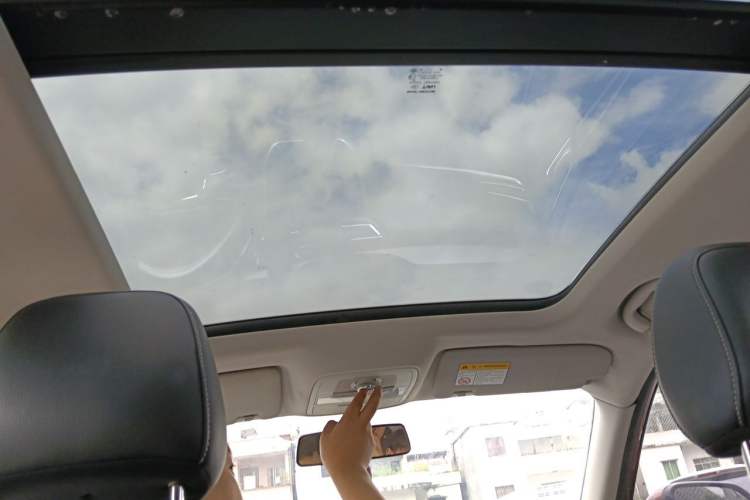Used Roewe RX3 2018 1.6L CVT Flagship Edition Headliner