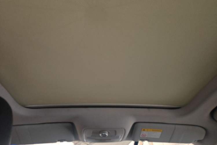 Used Roewe RX3 2018 1.6L CVT Flagship Edition Headliner