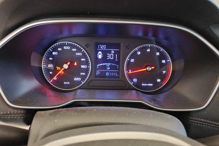 Used Roewe RX3 2018 1.6L CVT Flagship Edition Instrument Cluster
