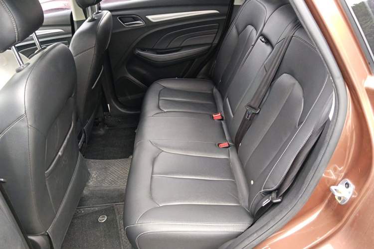 Used Roewe RX3 2018 1.6L CVT Flagship Edition Left Rear Seat