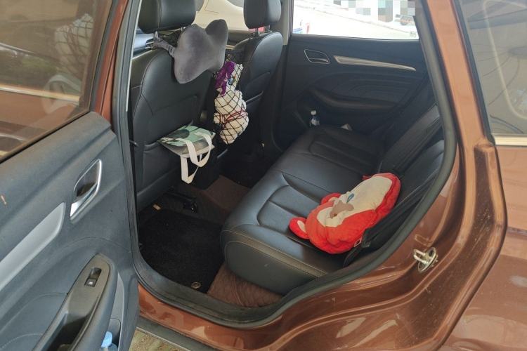 Used Roewe RX3 2018 1.6L CVT Flagship Edition Left Rear Seat