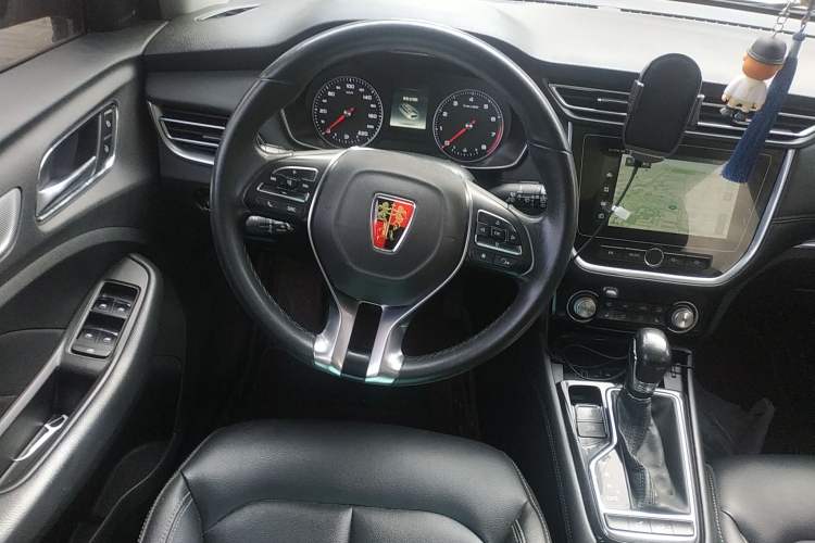 Used Roewe RX3 2018 18T Automatic Internet ZhiZun Edition Steering Wheel