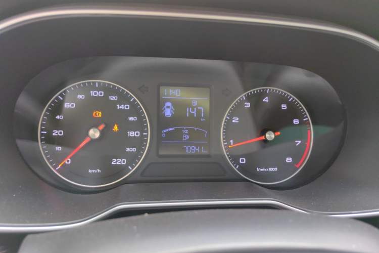Used Roewe RX3 2018 1.6L Manual Flagship Edition Instrument Cluster