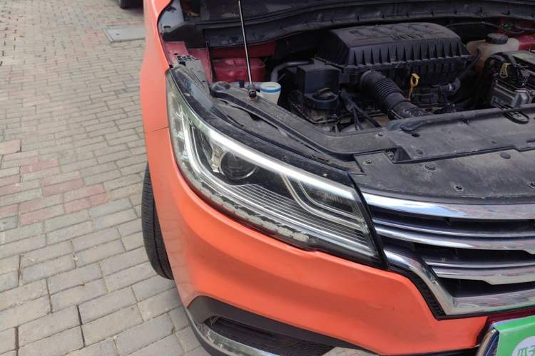 Used Roewe RX3 2018 1.6L Manual Flagship Edition Right Front Headlight
