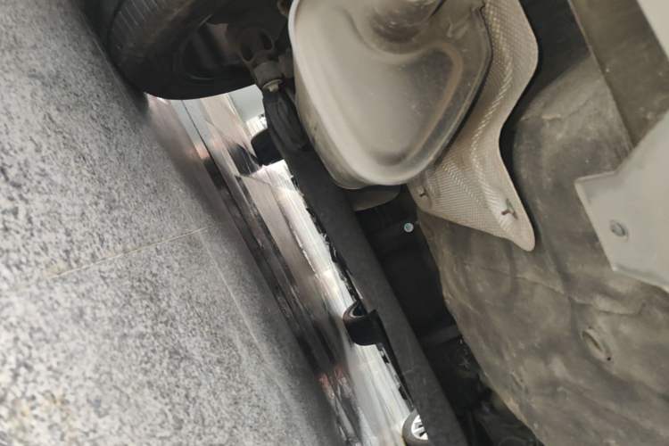Used Roewe RX3 2018 18T Automatic Flagship Model Chassis Front Left