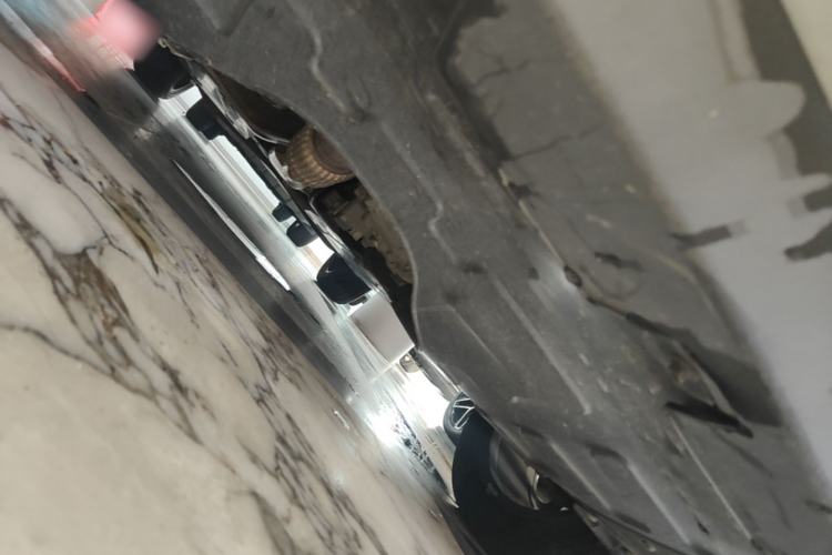 Used Roewe RX3 2018 18T Automatic Flagship Model Chassis Rear Right