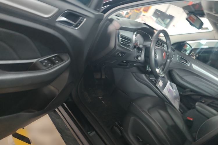 Used Roewe RX3 2018 18T Automatic Flagship Model Driver Seat