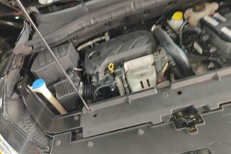 Used Roewe RX3 2018 18T Automatic Flagship Model Engine Bay Right
