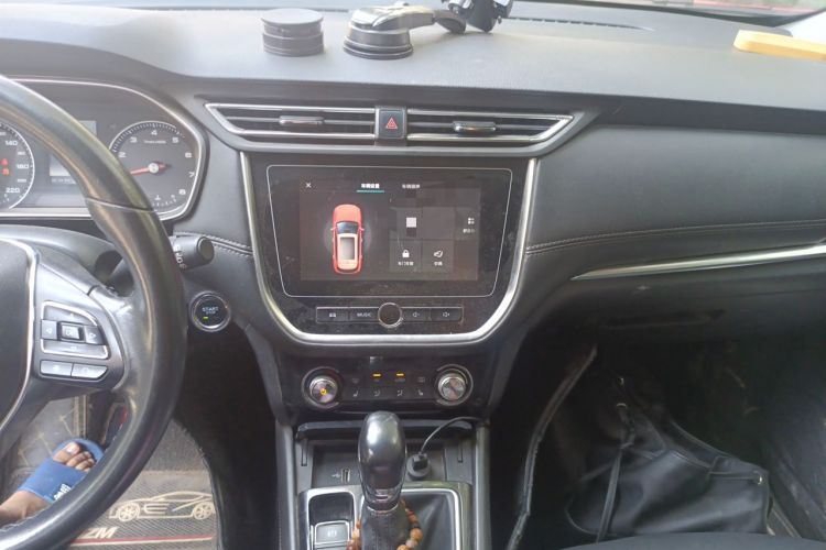 Used Roewe RX3 2018 18T Automatic Internet ZhiZun Edition Audio And AC Panel