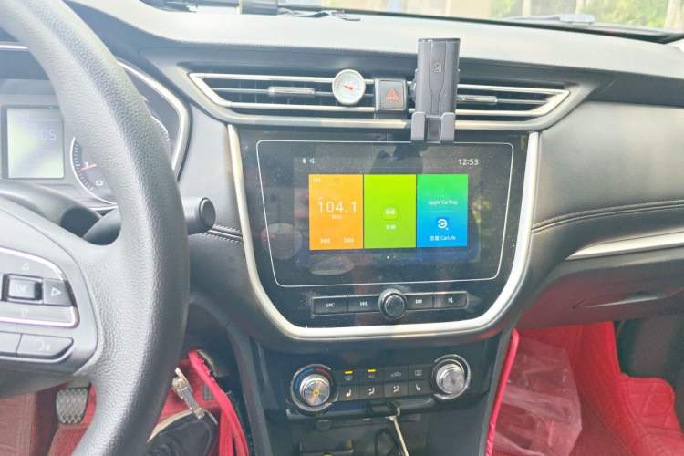 Used Roewe RX3 2018 1.6L Manual Flagship Edition Audio And AC Panel