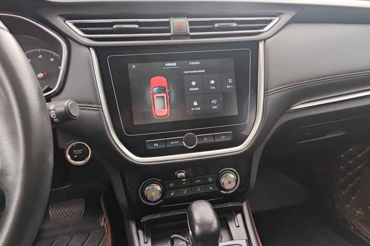 Used Roewe RX3 2018 1.6L CVT Internet Smart Edition Audio And AC Panel