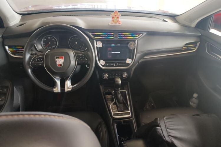 Used Roewe RX3 2018 18T Automatic Internet ZhiZun Edition Center Console