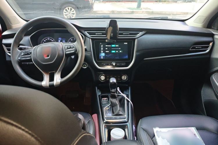 Used Roewe RX3 2018 18T Automatic Flagship Model Center Console
