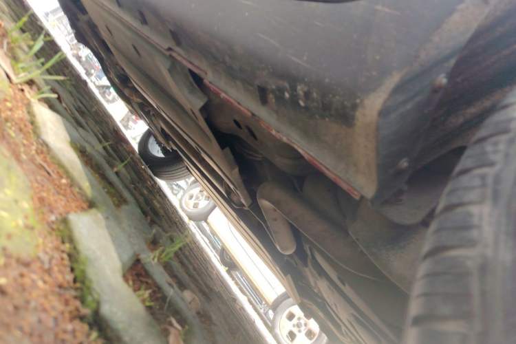 Used Roewe RX3 2018 18T Automatic Internet ZhiZun Edition Chassis Rear Left