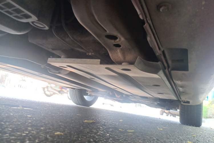 Used Roewe RX3 2018 18T Automatic Internet ZhiZun Edition Chassis Rear Right