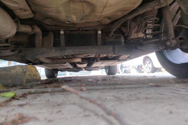 Used Roewe RX3 2018 18T Automatic Internet ZhiZun Edition Chassis Rear