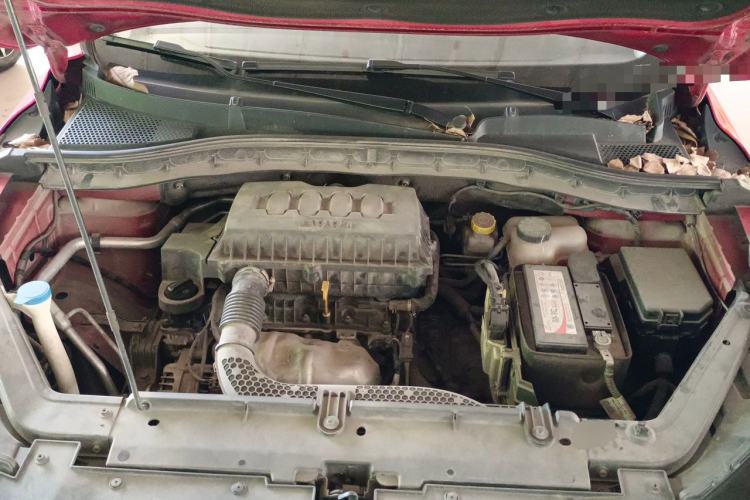 Used Roewe RX3 2018 1.6L CVT Flagship Edition Engine Bay