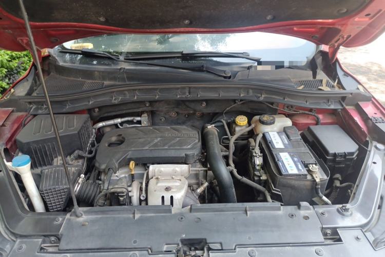Used Roewe RX3 2018 18T Automatic Internet ZhiZun Edition Engine Bay