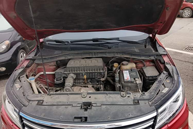 Used Roewe RX3 2018 1.6L CVT Flagship Edition Engine Bay