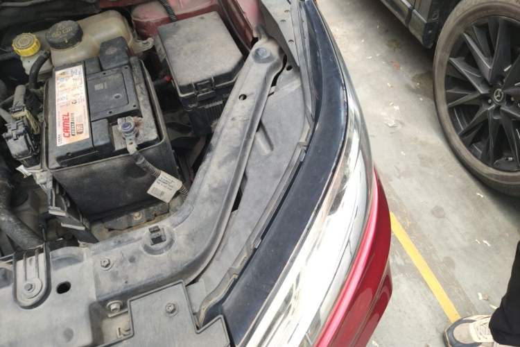 Used Roewe RX3 2018 1.6L Manual Internet Smart Edition Engine Bay Left