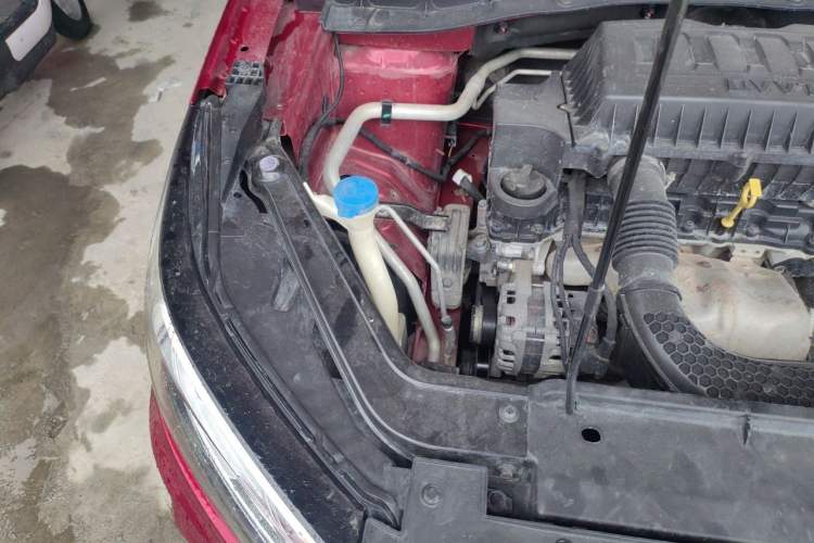 Used Roewe RX3 2018 1.6L Manual Flagship Edition Engine Bay Right
