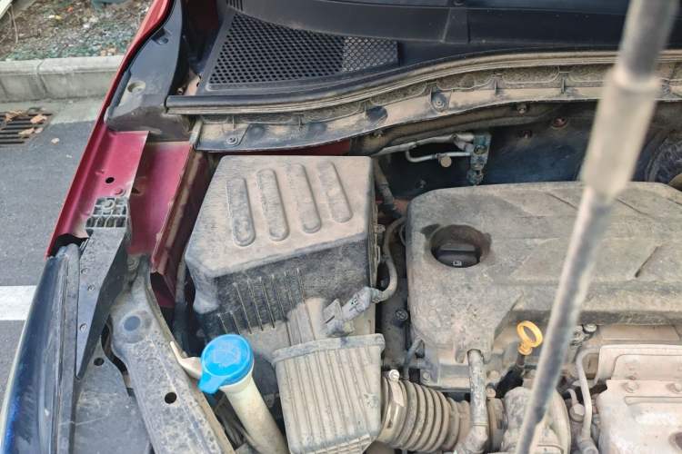 Used Roewe RX3 2018 18T Automatic Flagship Model Engine Bay Right