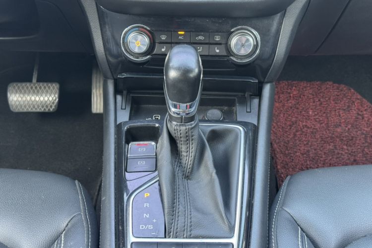 Used Roewe RX3 2018 1.6L CVT Internet Smart Edition Gear Lever