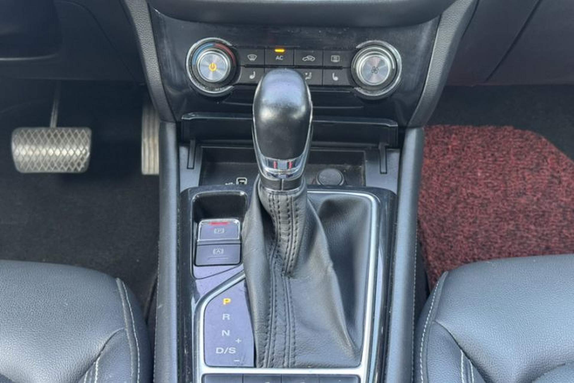 Used Roewe RX3 2018 1.6L CVT Internet Smart Edition Gear Lever