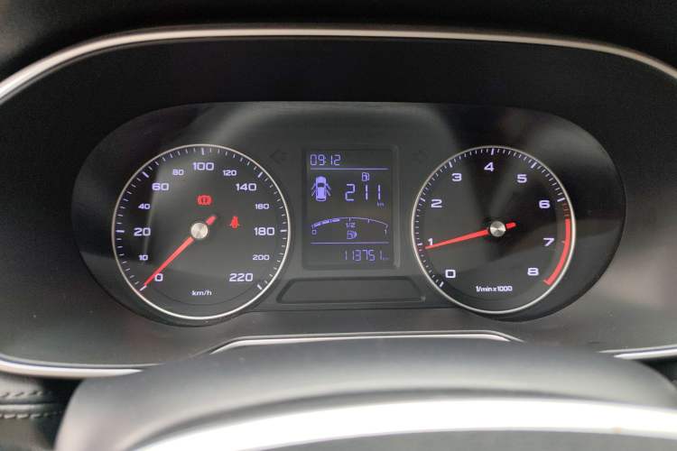 Used Roewe RX3 2018 1.6L Manual Flagship Edition Instrument Cluster