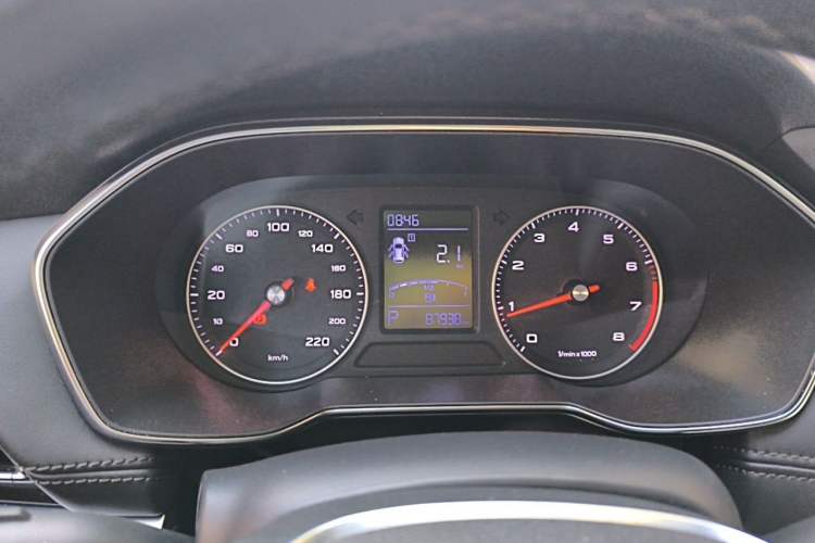 Used Roewe RX3 2018 1.6L CVT Internet Smart Edition Instrument Cluster