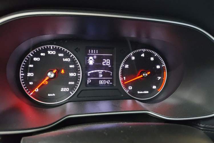 Used Roewe RX3 2018 1.6L CVT Flagship Edition Instrument Cluster