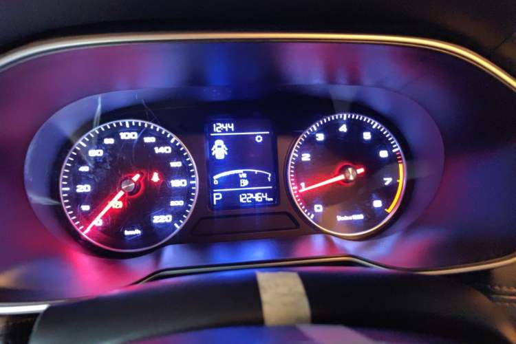 Used Roewe RX3 2018 1.6L CVT Flagship Edition Instrument Cluster