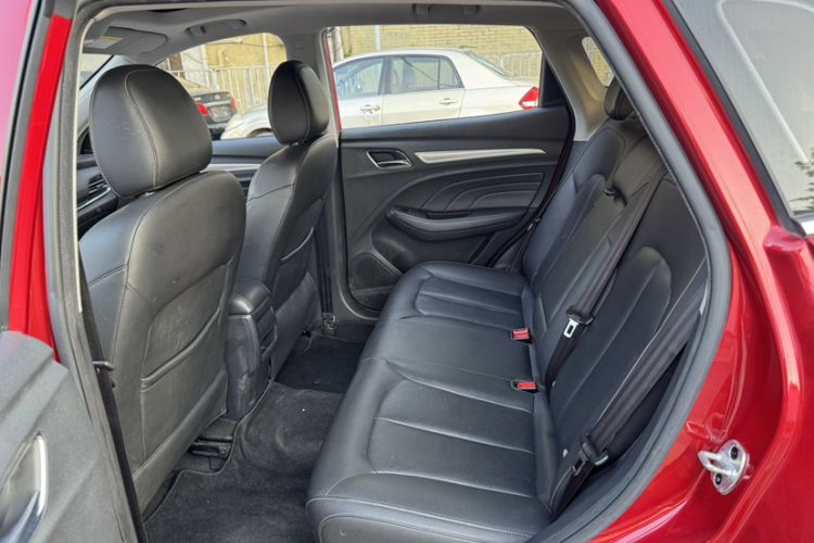 Used Roewe RX3 2018 1.6L CVT Internet Smart Edition Interior 3