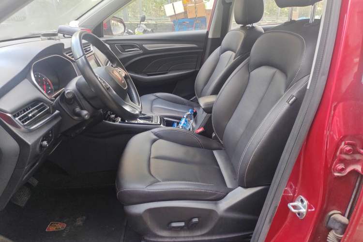 Used Roewe RX3 2018 1.6L CVT Internet Smart Edition Left Front Seat