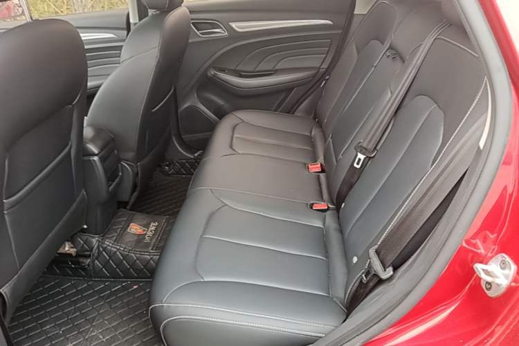 Used Roewe RX3 2018 1.6L CVT Flagship Edition Left Rear Seat