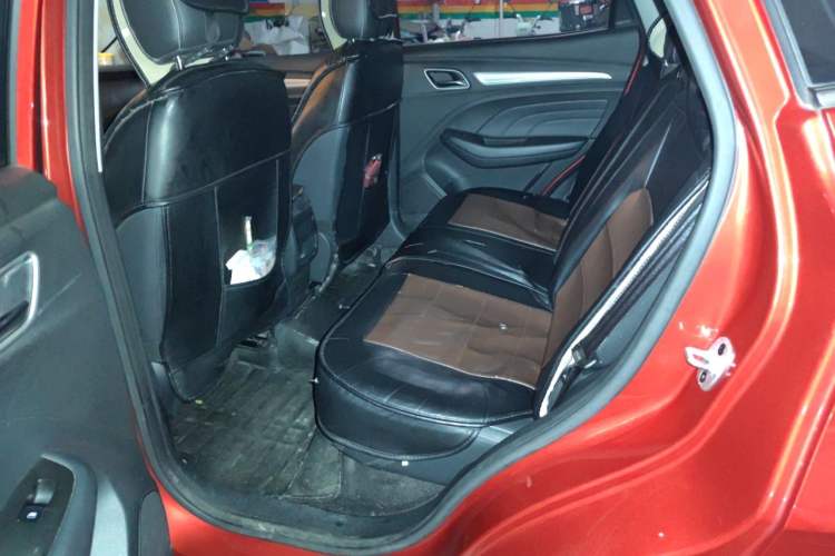 Used Roewe RX3 2018 1.6L CVT Flagship Edition Left Rear Seat