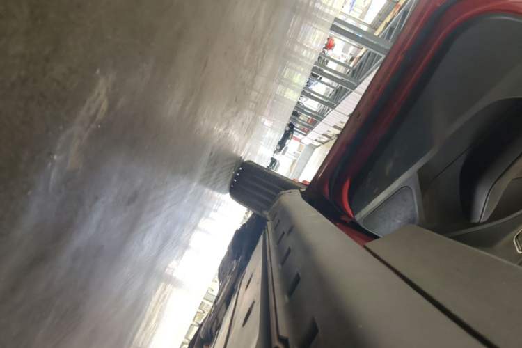Used Roewe RX3 2018 18T Automatic Internet ZhiZun Edition Left Side Sill