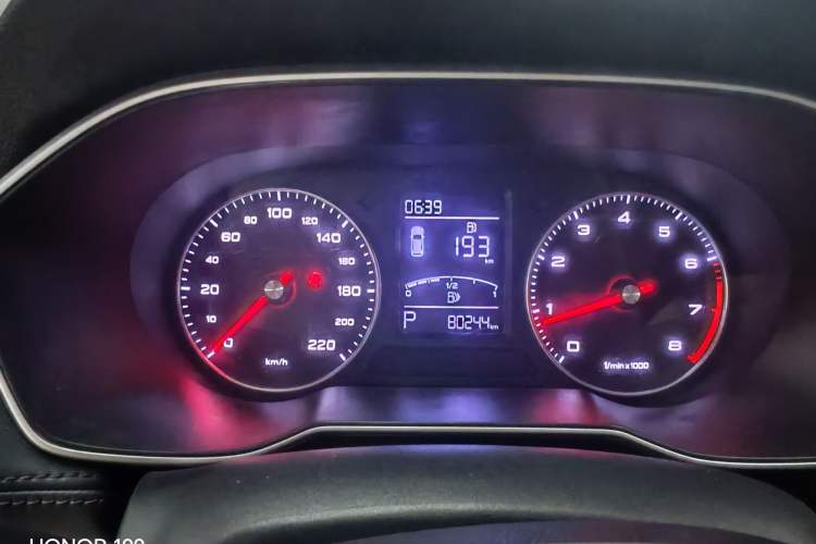 Used Roewe RX3 2018 1.6L CVT Flagship Edition Odometer Close Up