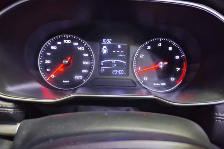 Used Roewe RX3 2018 1.6L CVT Flagship Edition Odometer Close Up