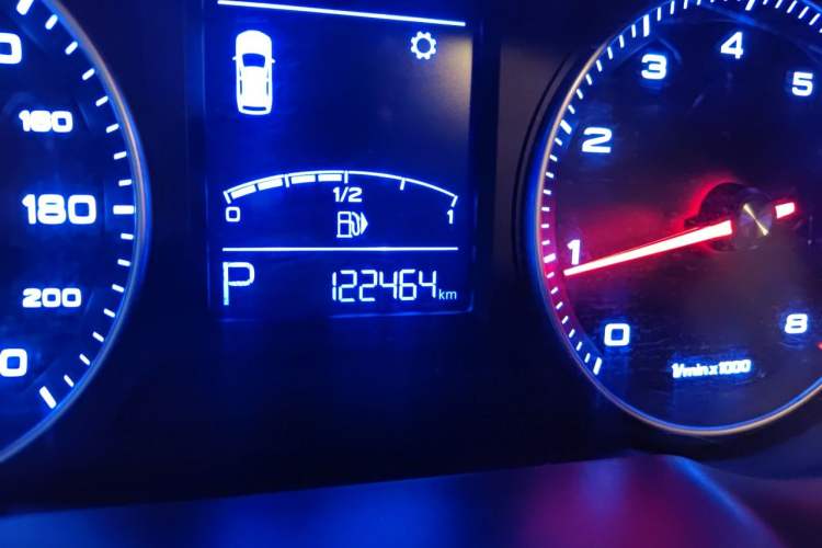 Used Roewe RX3 2018 1.6L CVT Flagship Edition Odometer Close Up